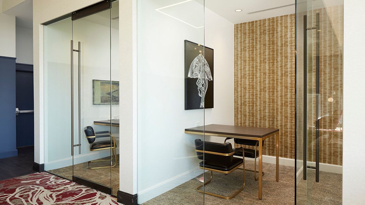 Photo of Others in East Hyde Park