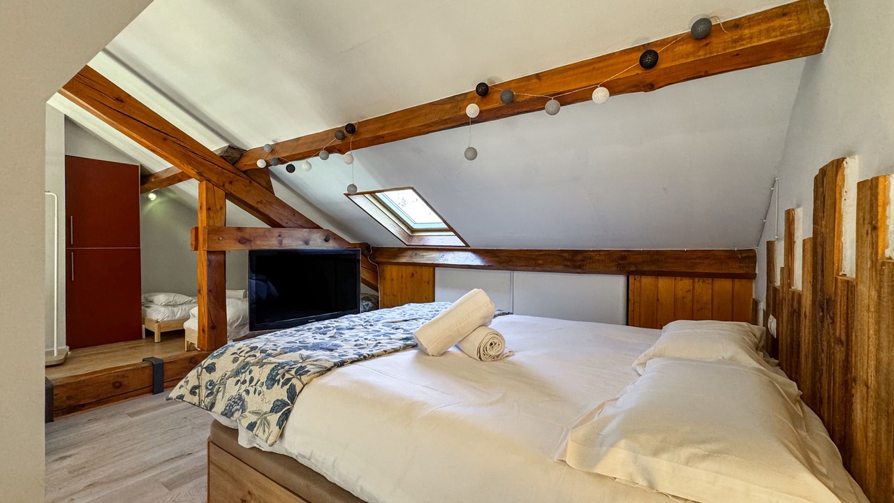 Photo of Bedroom in Enveitg