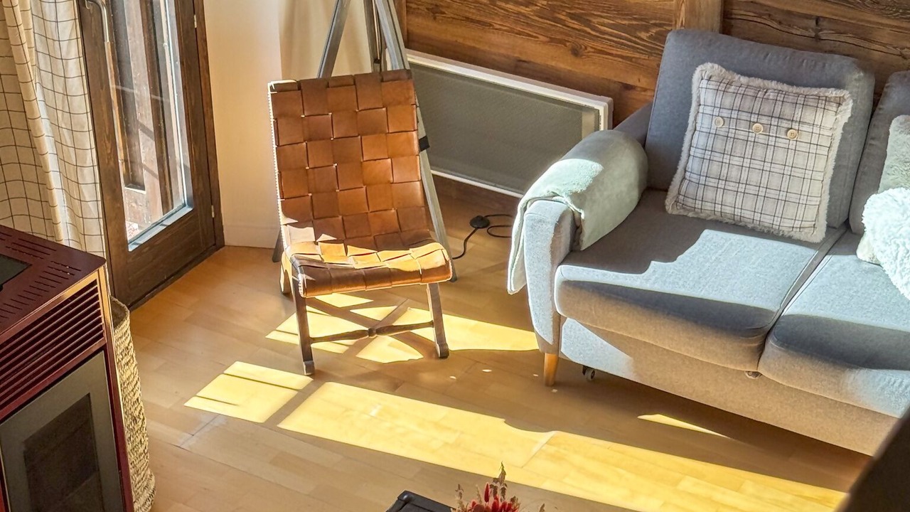 Photo of Livingroom in Enveitg
