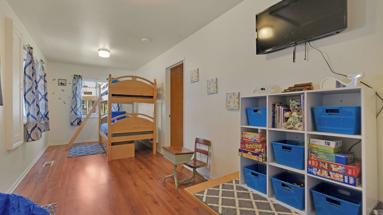 Photo of Others in Murphys