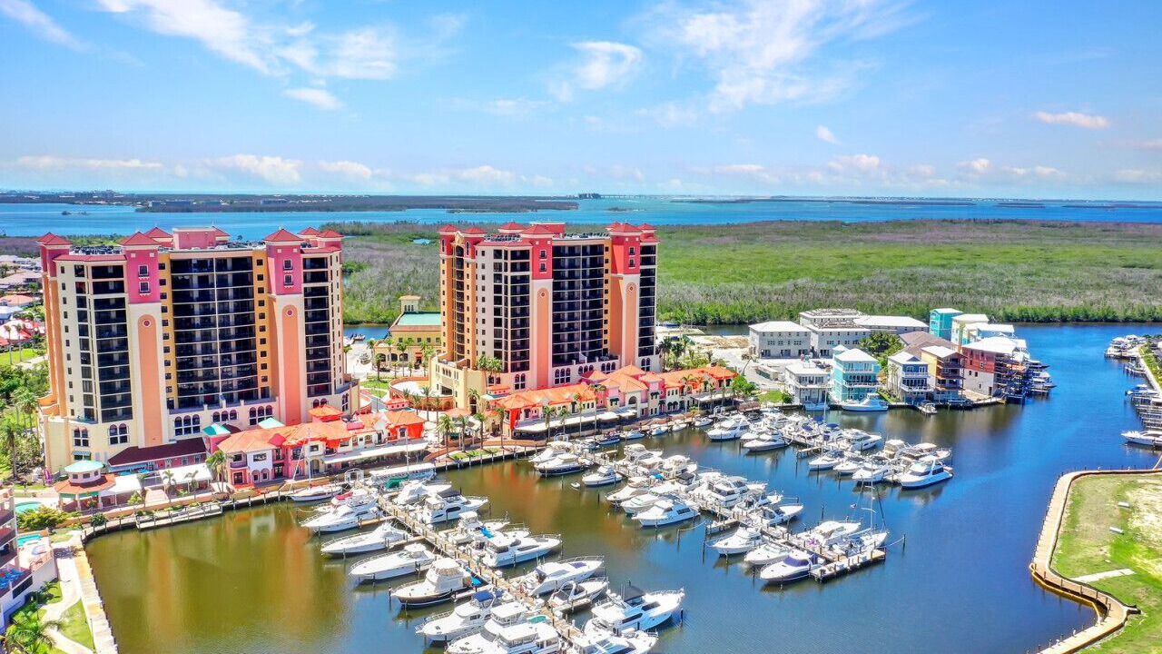 Photo of Others in Cape Harbour