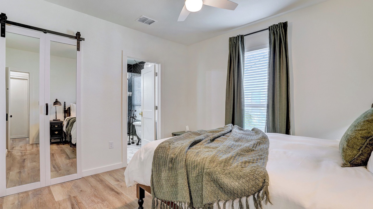 Photo of Bedroom in Georgetown