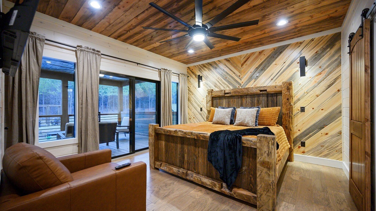 Photo of Bedroom in Pickens