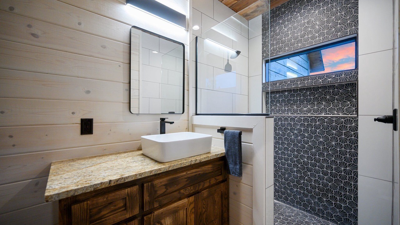 Photo of Bathroom in Pickens
