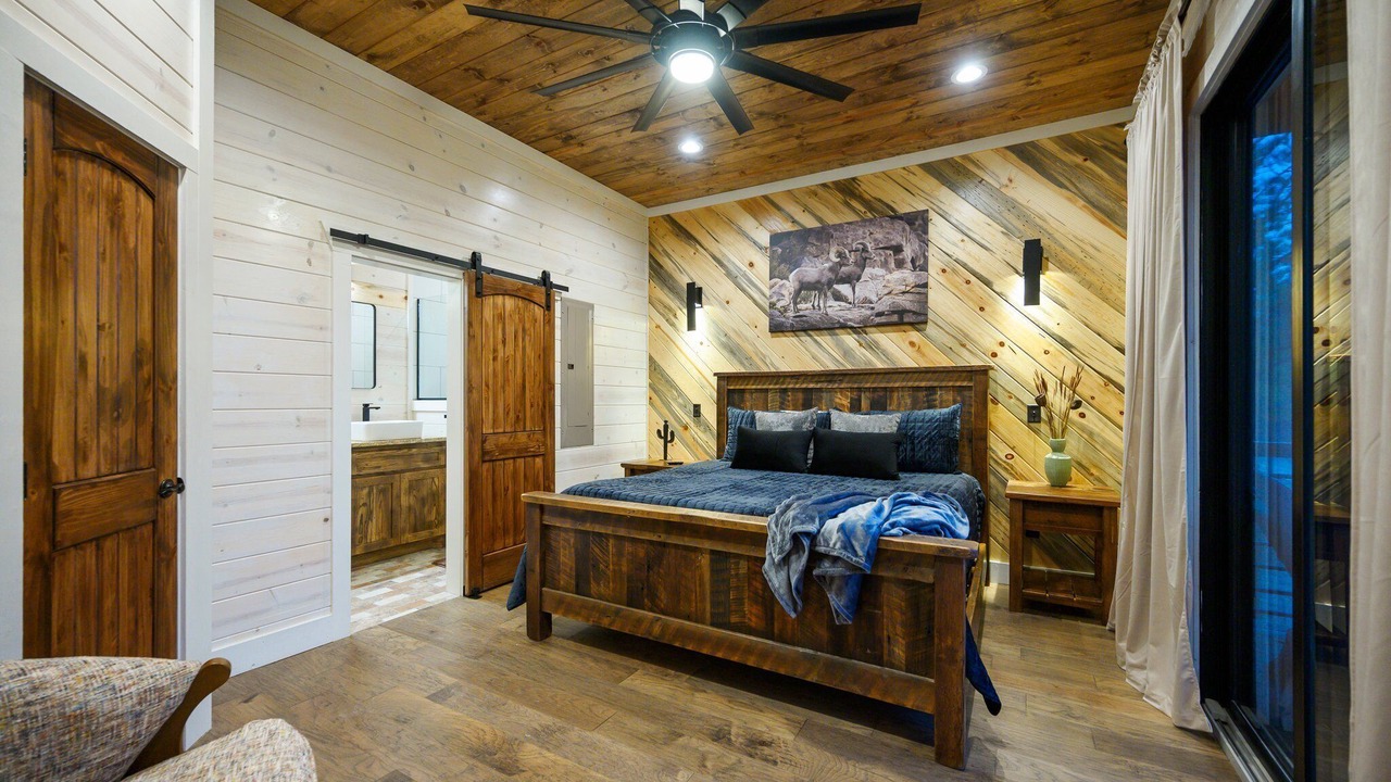 Photo of Bedroom in Pickens