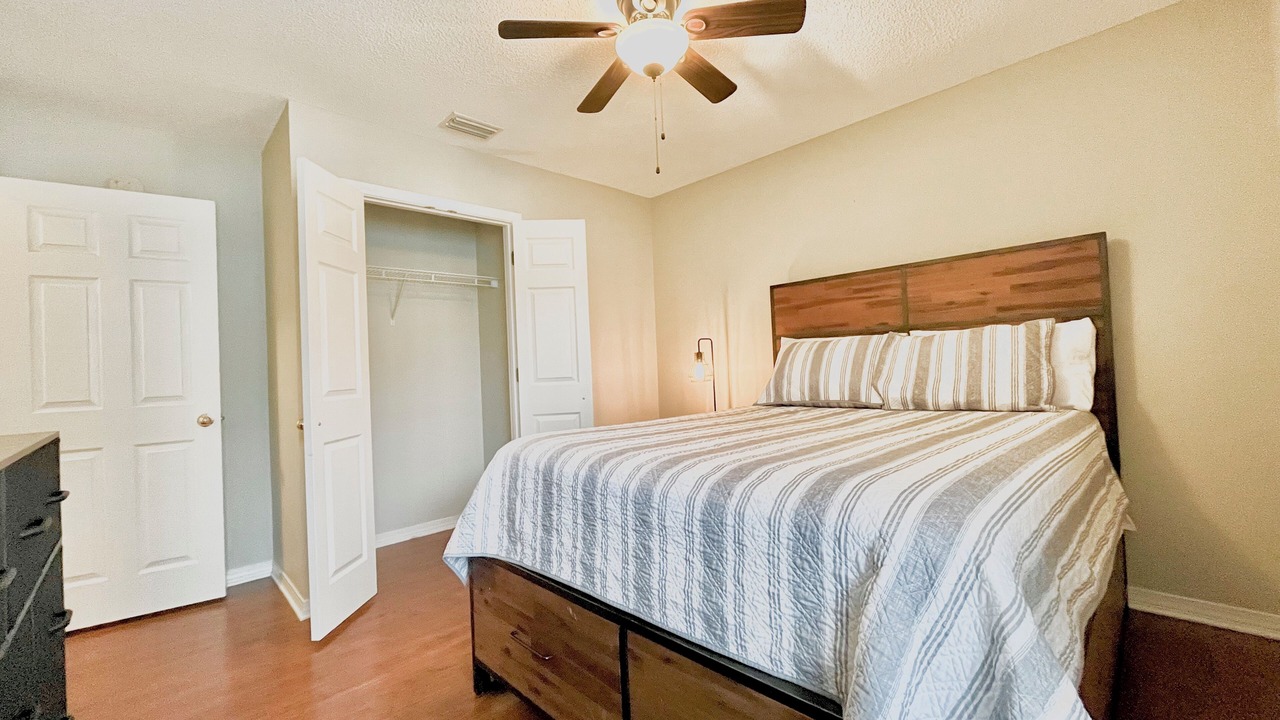 Photo of Bedroom in Saint Elmo