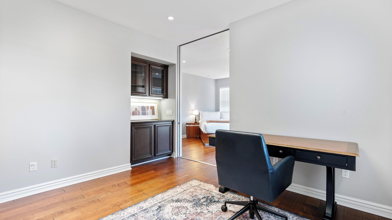 Photo of Bedroom in Harbor