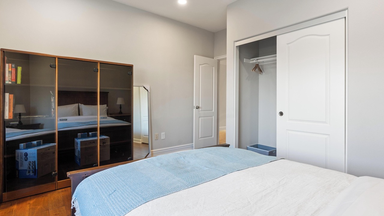 Photo of Bedroom in Harbor