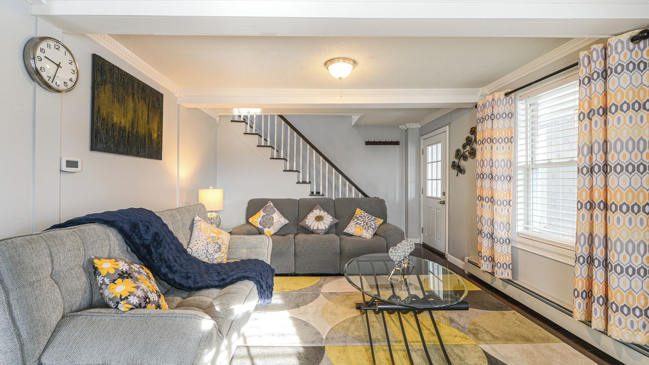 Photo of Livingroom in Worcester