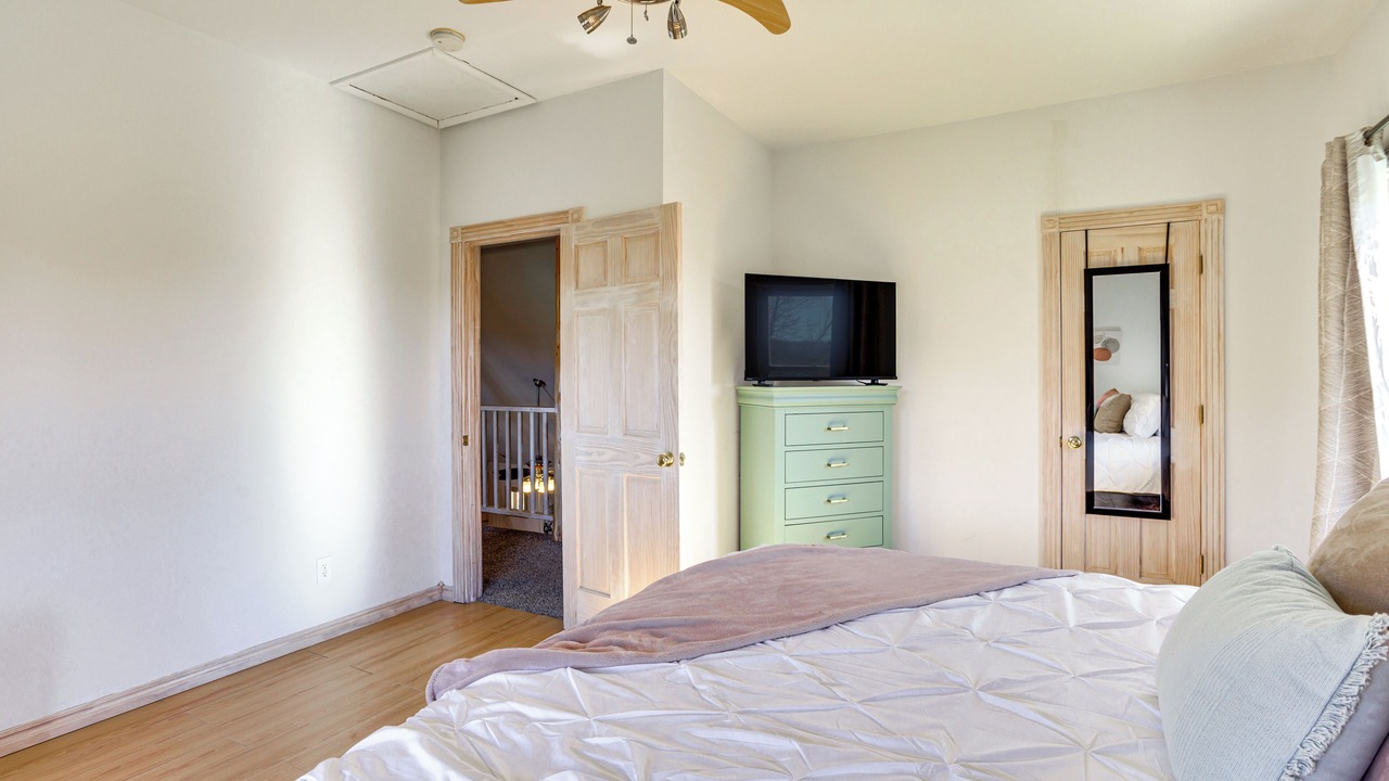 Photo of Bedroom in Medicine Park