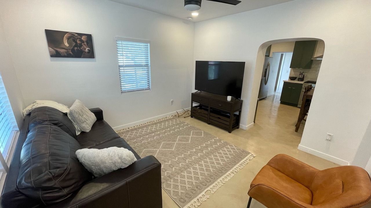 Photo of Livingroom in Downtown Tucson