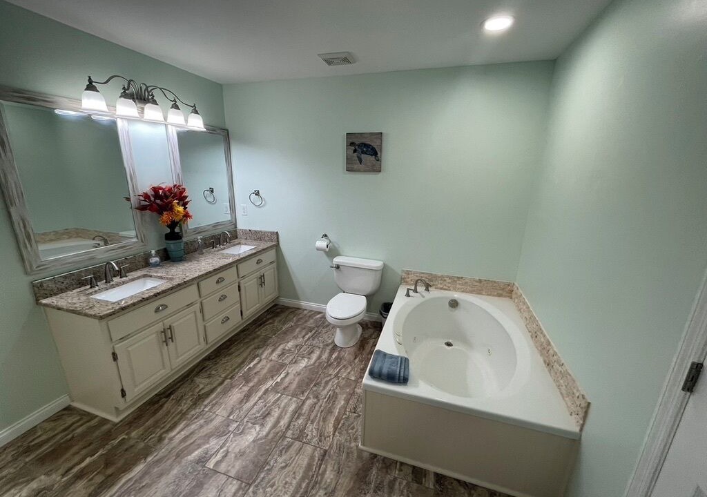 Photo of Bathroom in Graysville