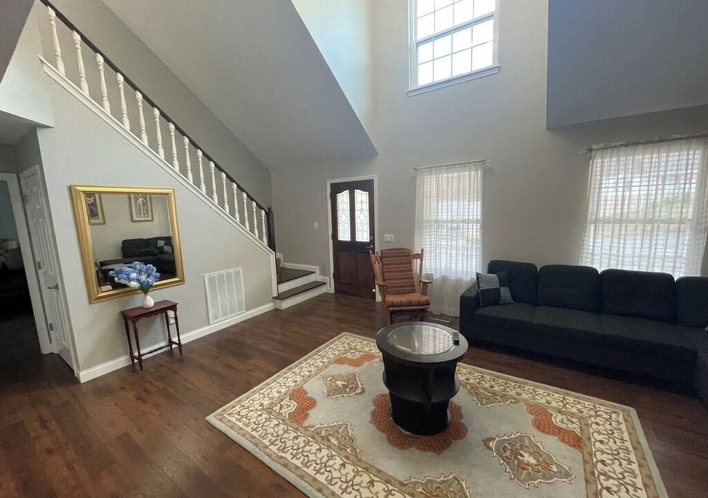Photo of Livingroom in Graysville