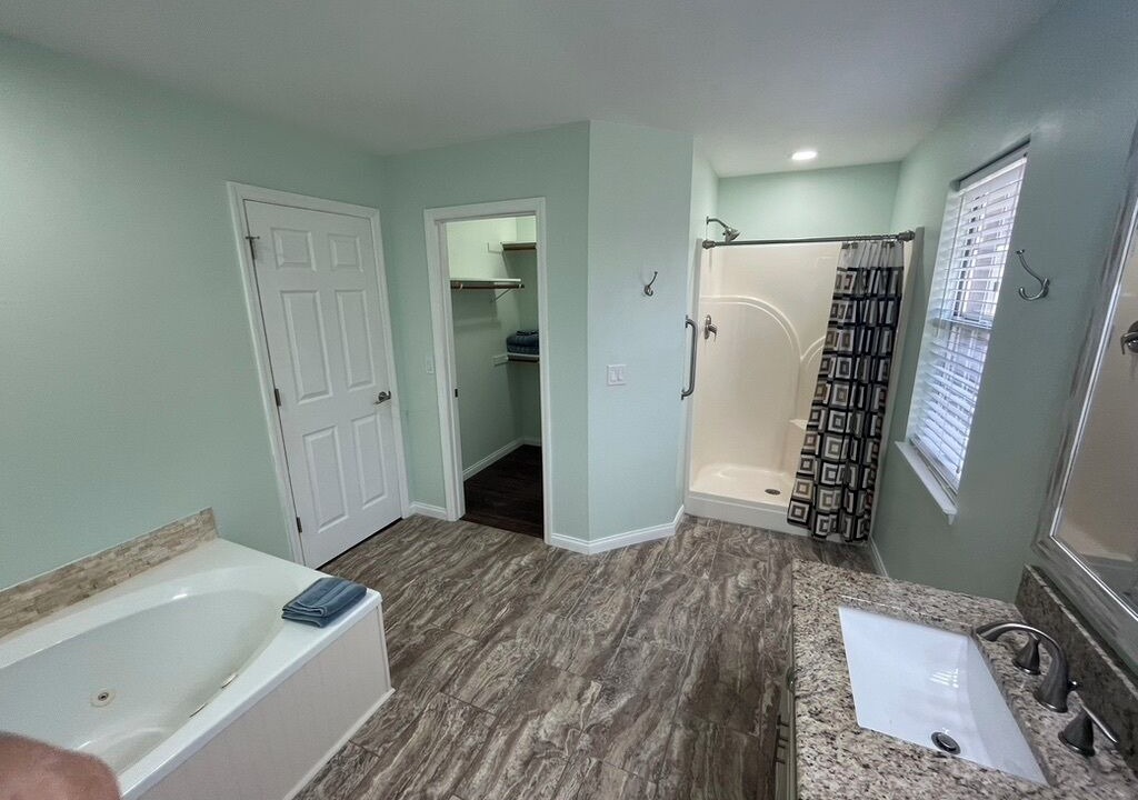 Photo of Bathroom in Graysville