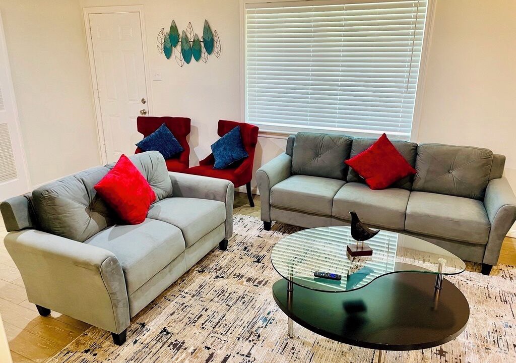 Photo of Livingroom in Panther Creek