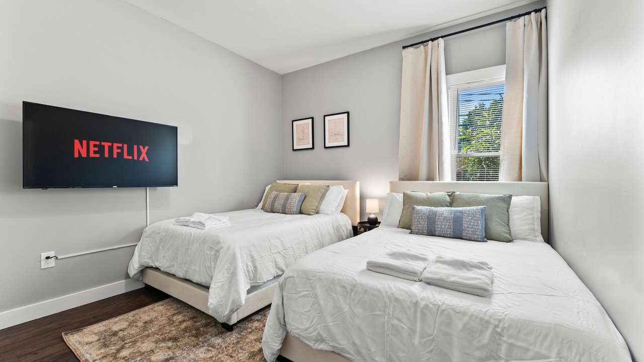 Photo of Bedroom in East Somerville