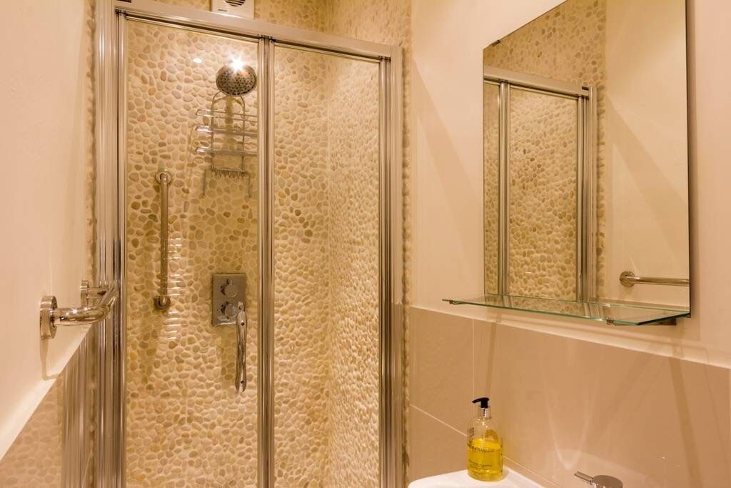 Photo of Bedroom in Deal