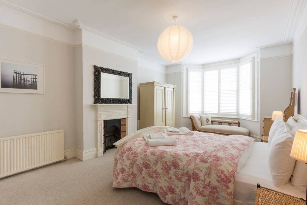 Photo of Bedroom in Deal