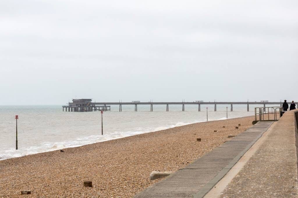 Photo of Others in Deal