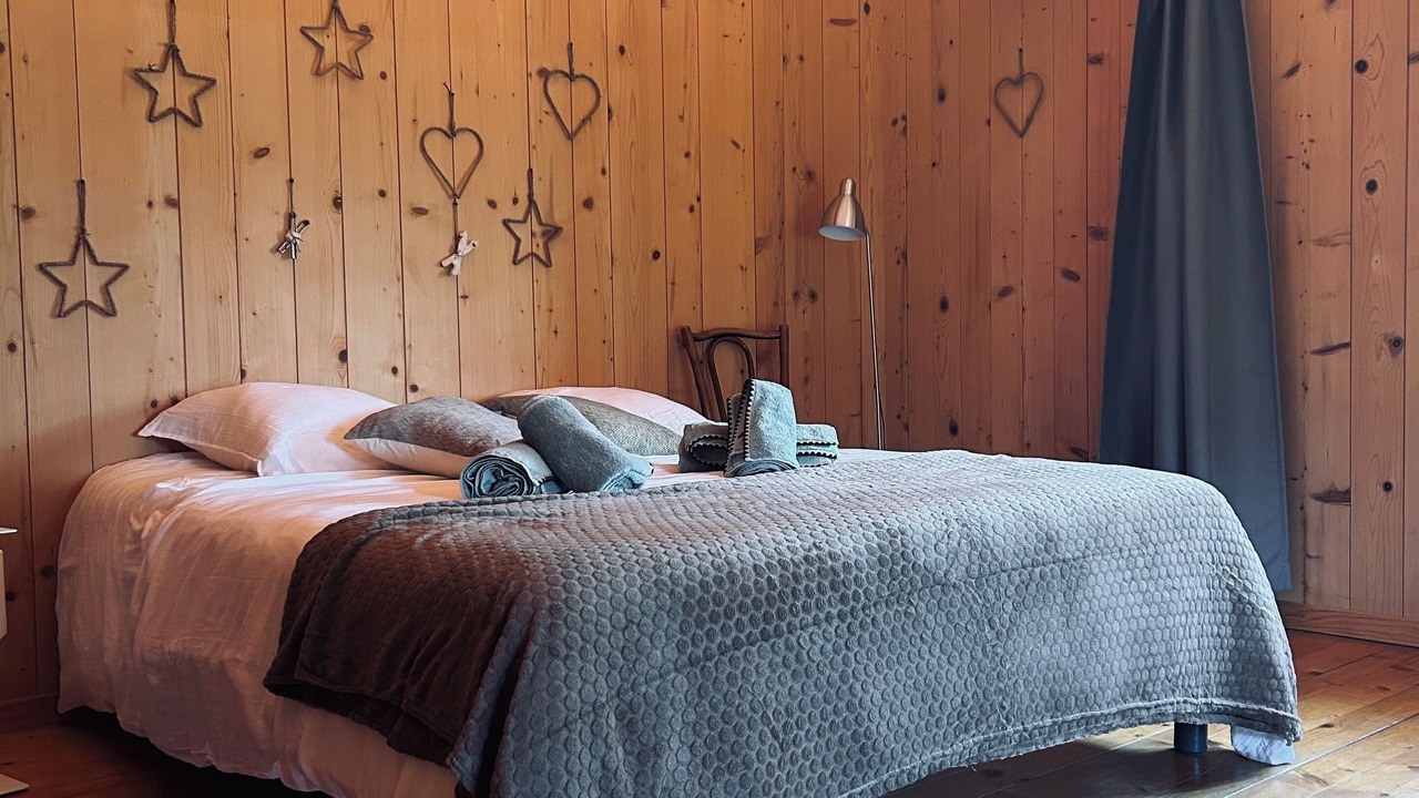 Photo of Bedroom in Montlebon