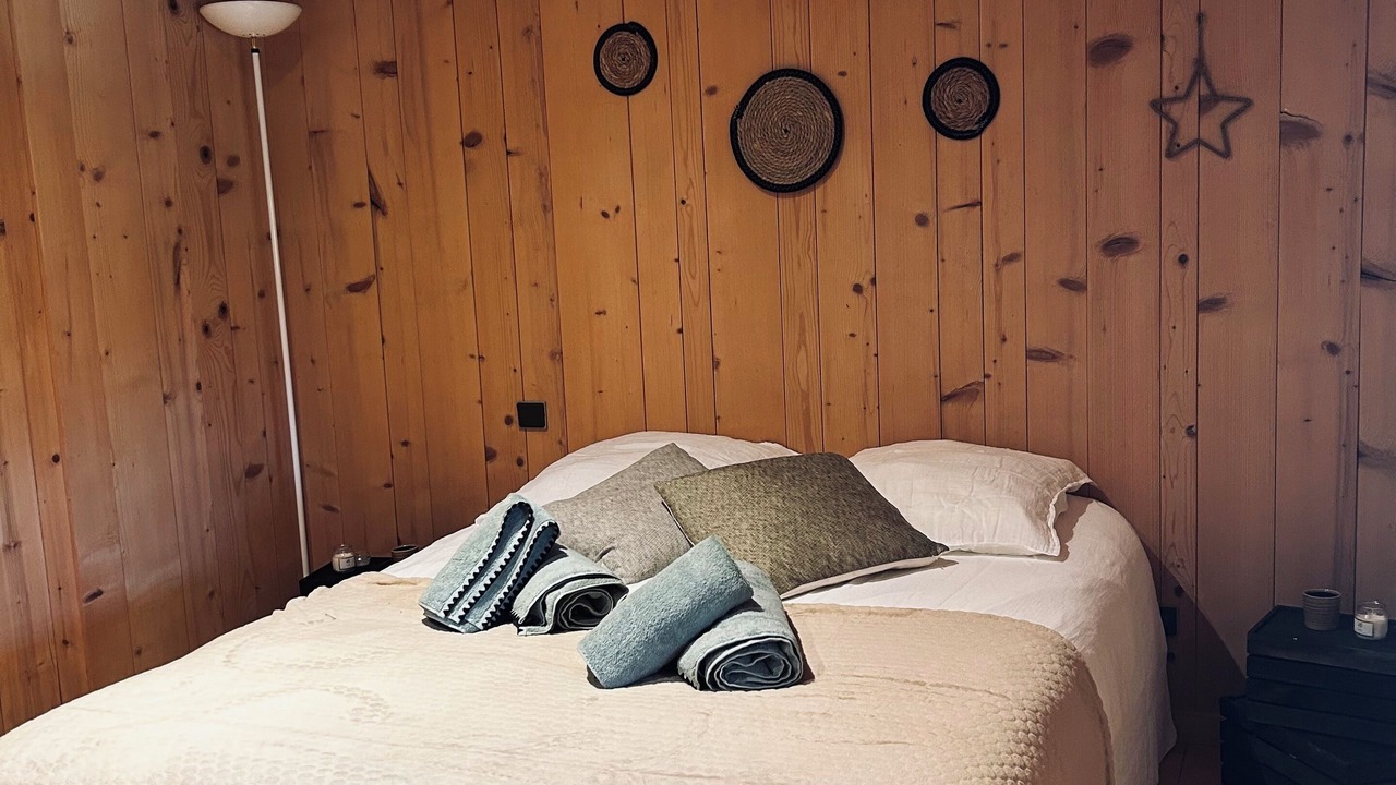 Photo of Bedroom in Montlebon