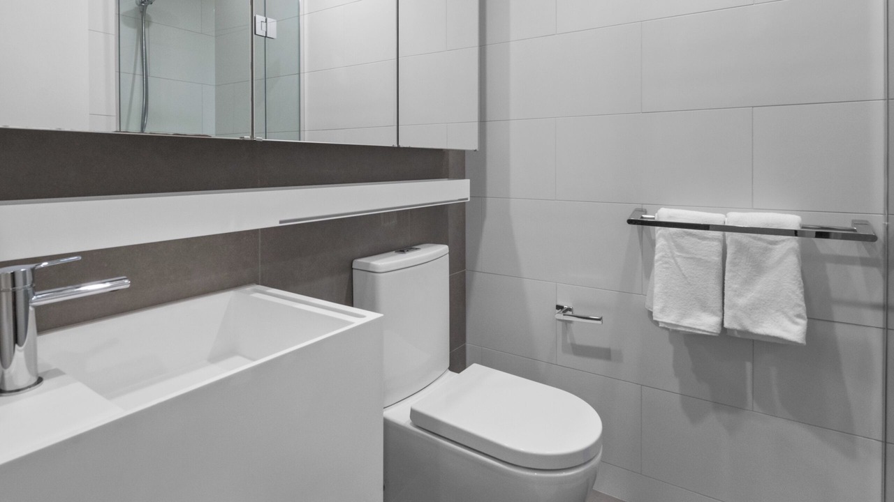 Photo of Bathroom in Docklands