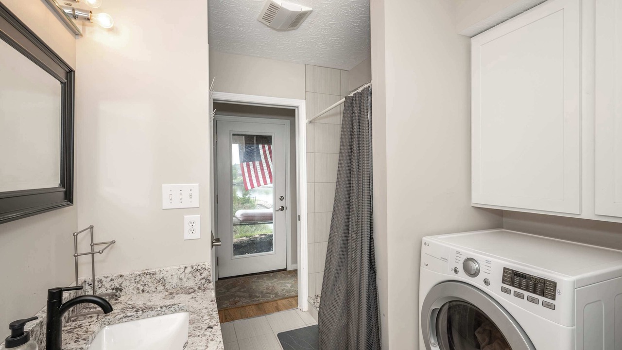 Photo of Bathroom in Williamstown