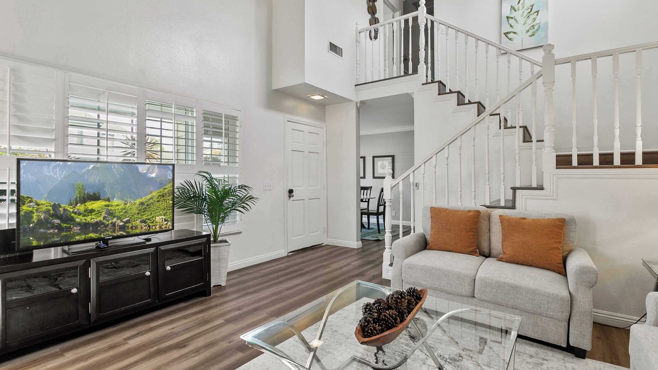 Photo of Livingroom in Woodbridge