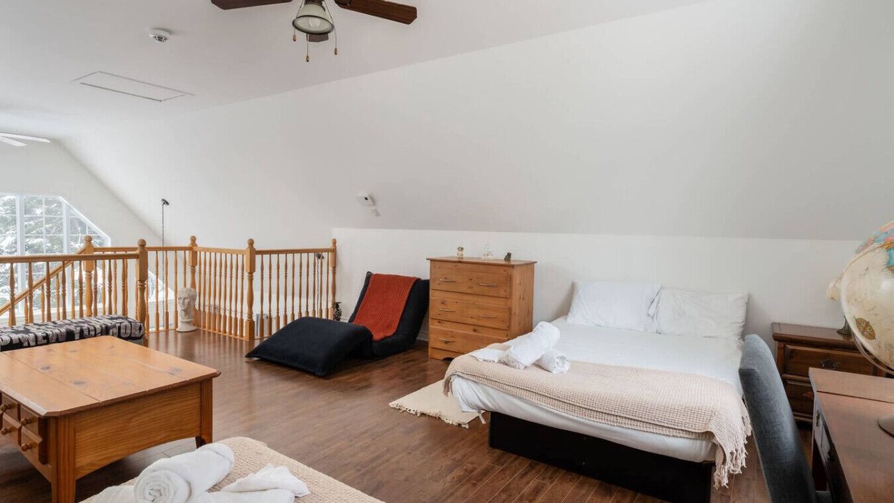 Photo of Bedroom in Val-des-Lacs