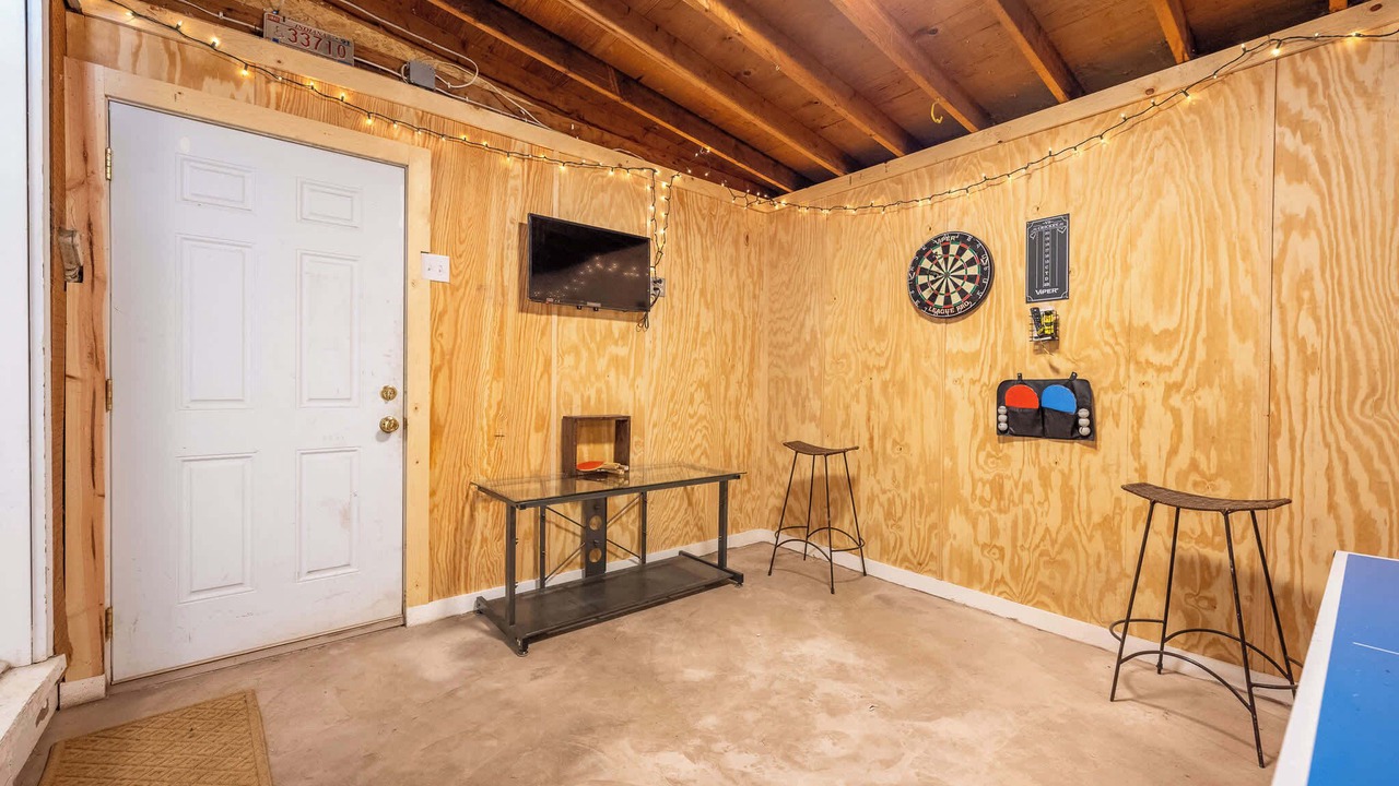 Photo of Bedroom in North Kessler Manor