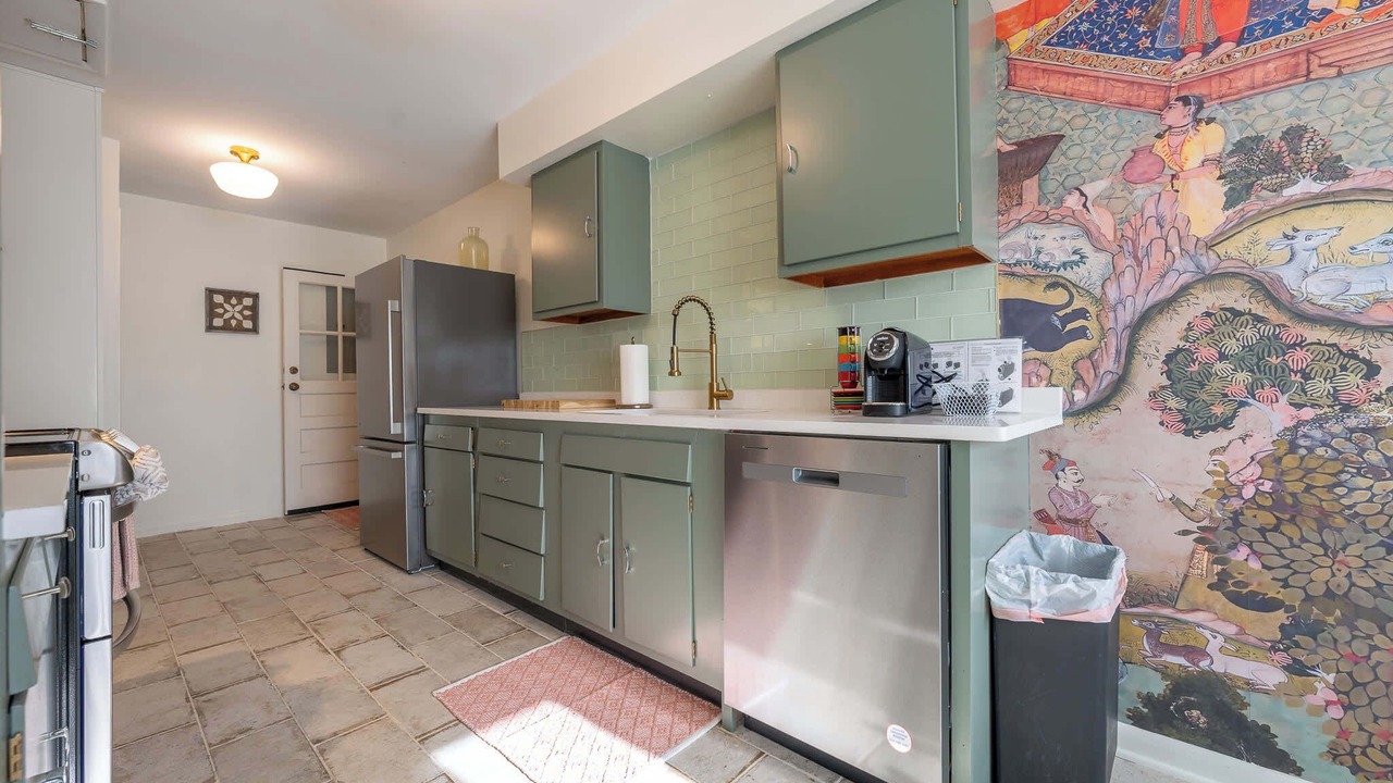 Photo of Kitchen in North Kessler Manor