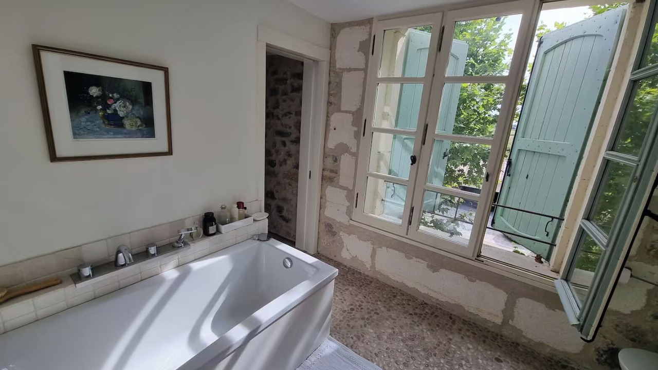 Photo of Bathroom in Montaud
