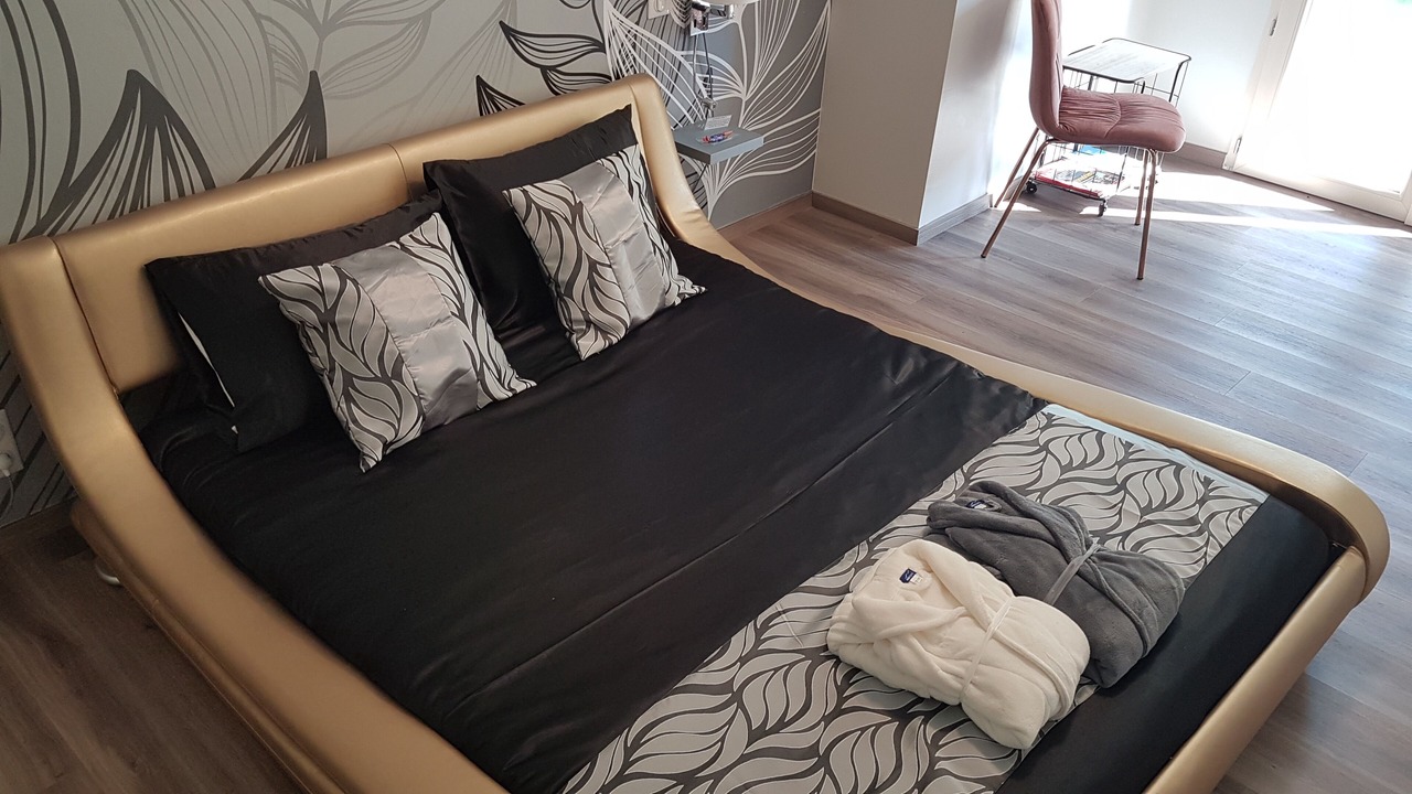 Photo of Bedroom in Beaulieu-sur-Dordogne