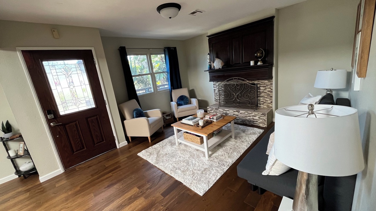 Photo of Livingroom in Leucadia