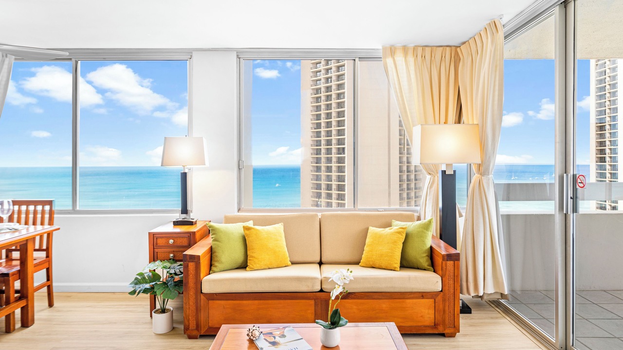 Photo of Livingroom in Waikiki