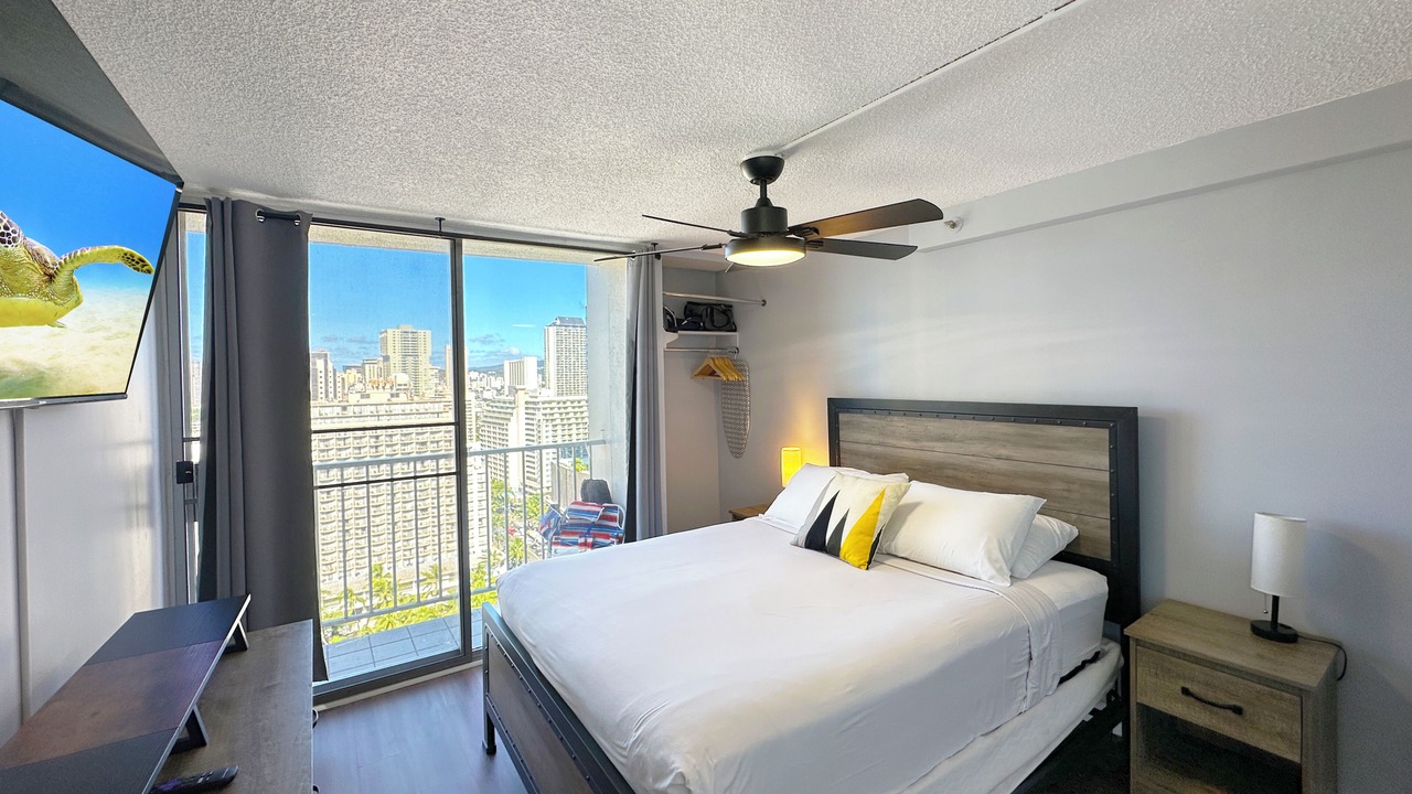 Photo of Bedroom in Waikiki