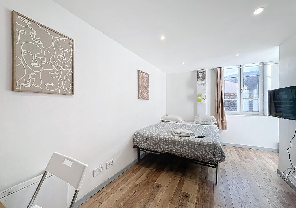 Photo of Bedroom in Royat