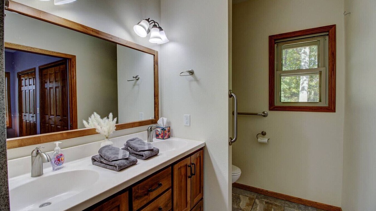Photo of Bathroom in Brainerd