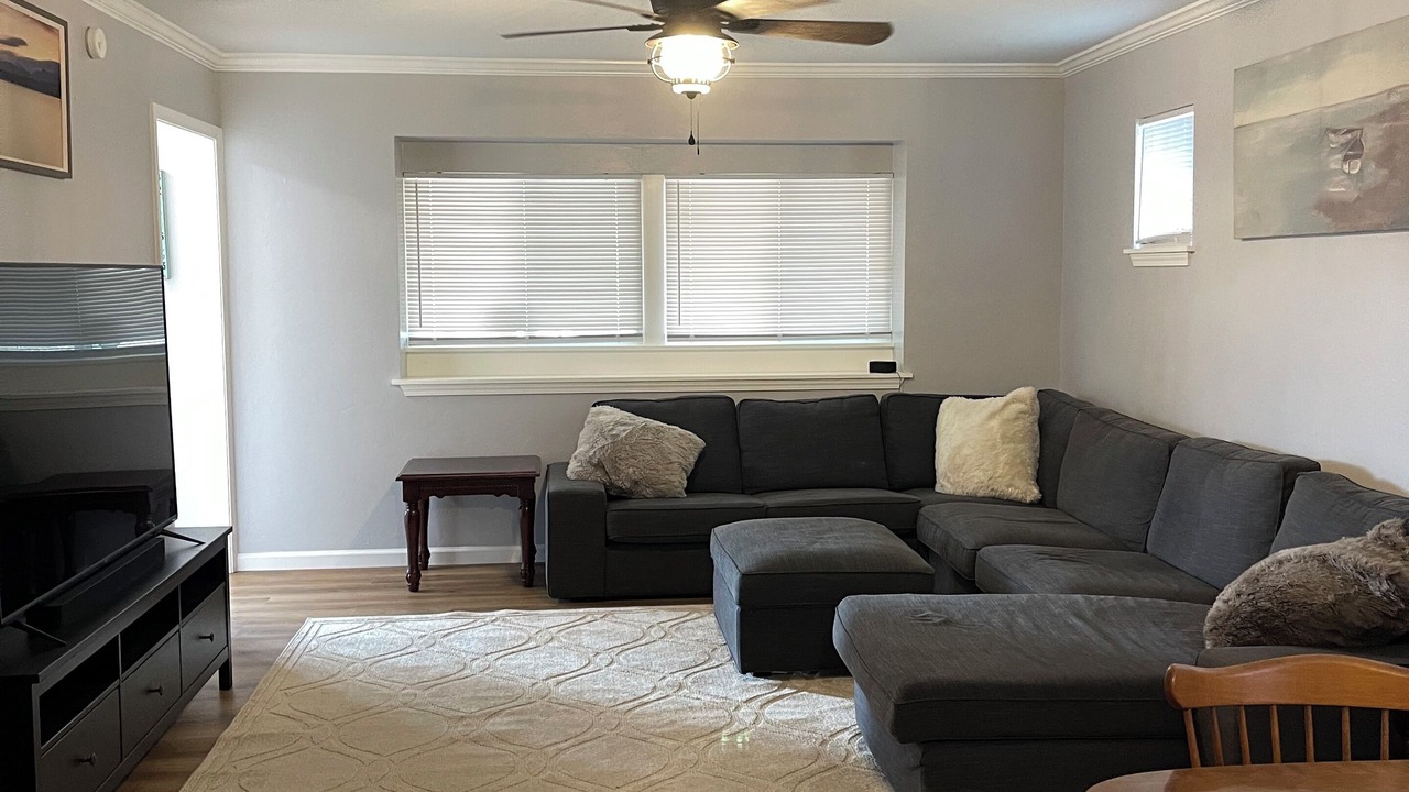 Photo of Livingroom in Eufaula