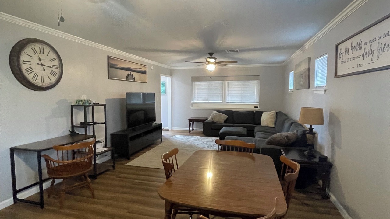 Photo of Livingroom in Eufaula