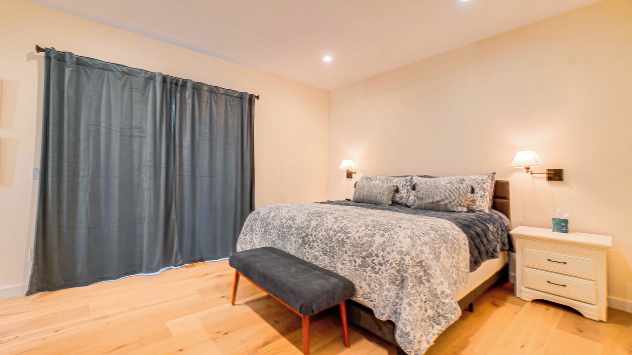 Photo of Bedroom in Gold Beach