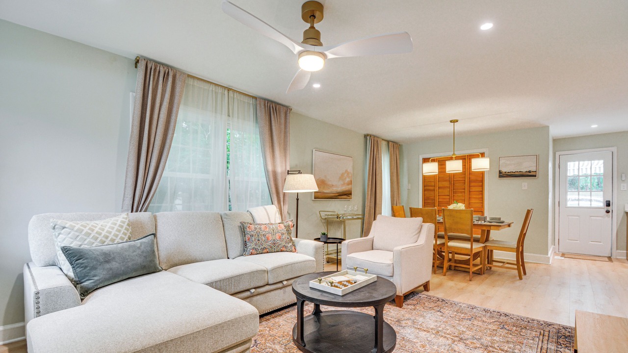 Photo of Livingroom in Cary