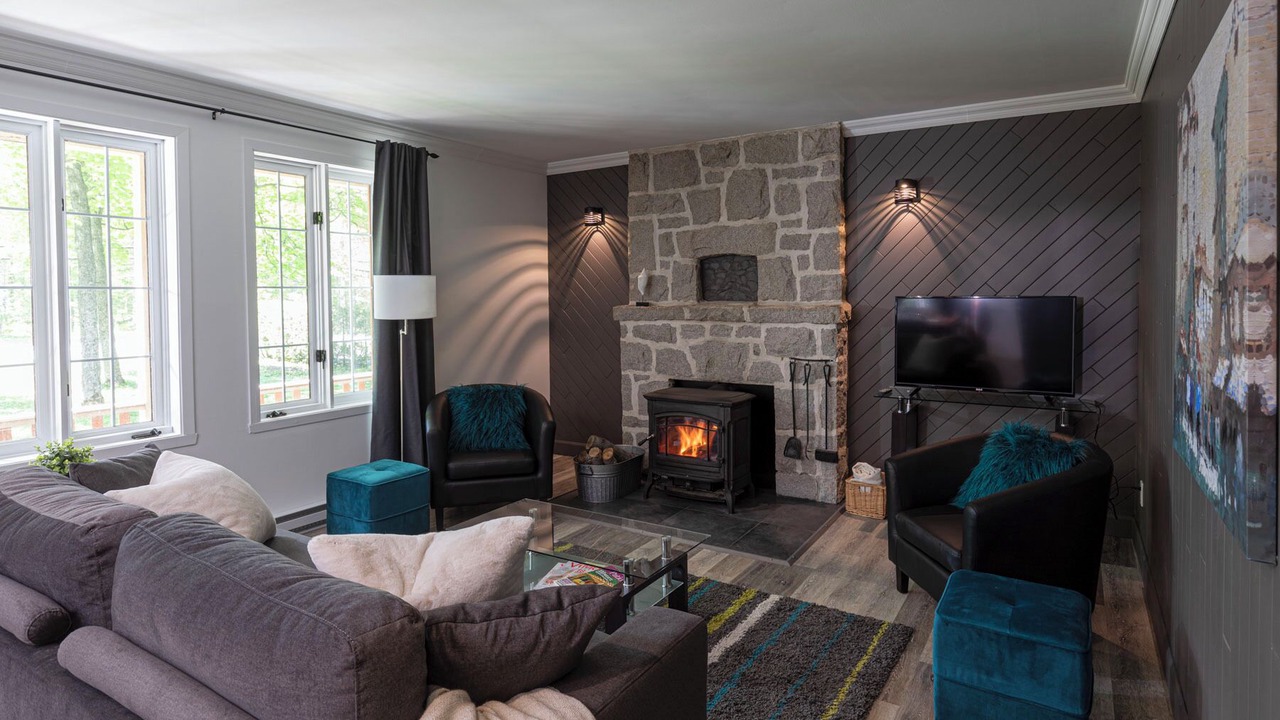 Photo of Livingroom in Saint-Pierre-de-l'lle-d'Orleans
