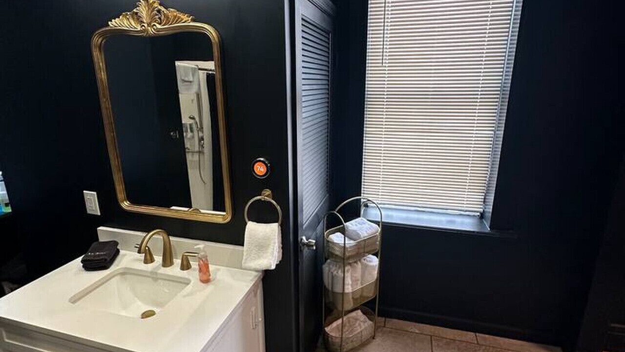 Photo of Bathroom in St. Charles Historic District