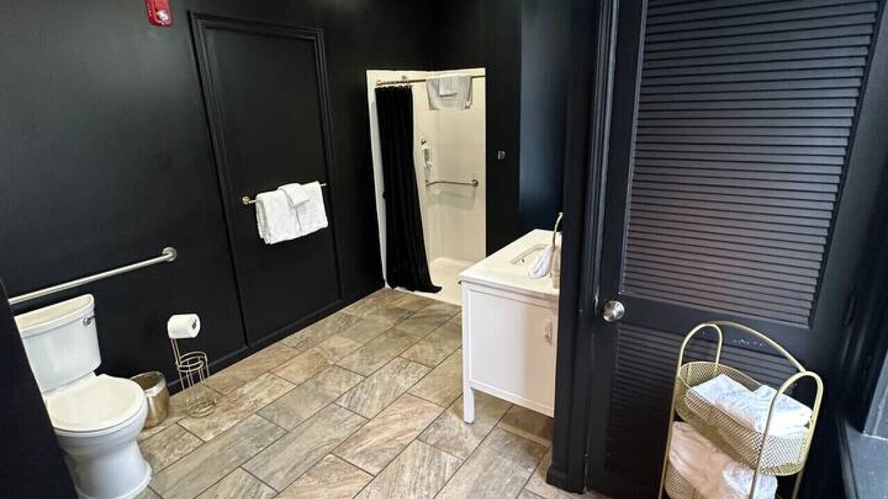Photo of Bathroom in St. Charles Historic District