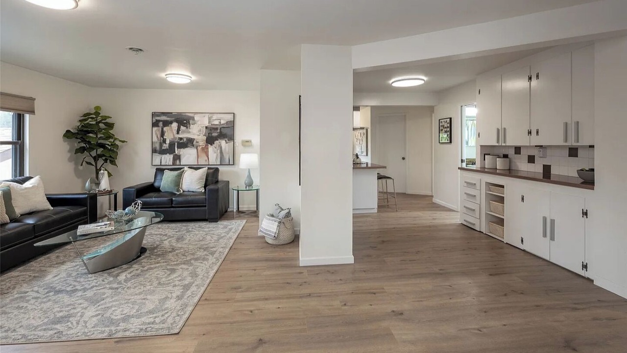 Photo of Livingroom in Highline