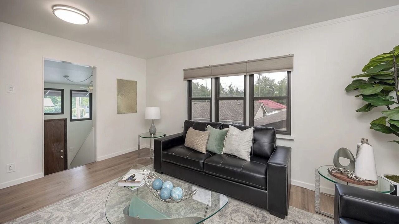 Photo of Livingroom in Highline