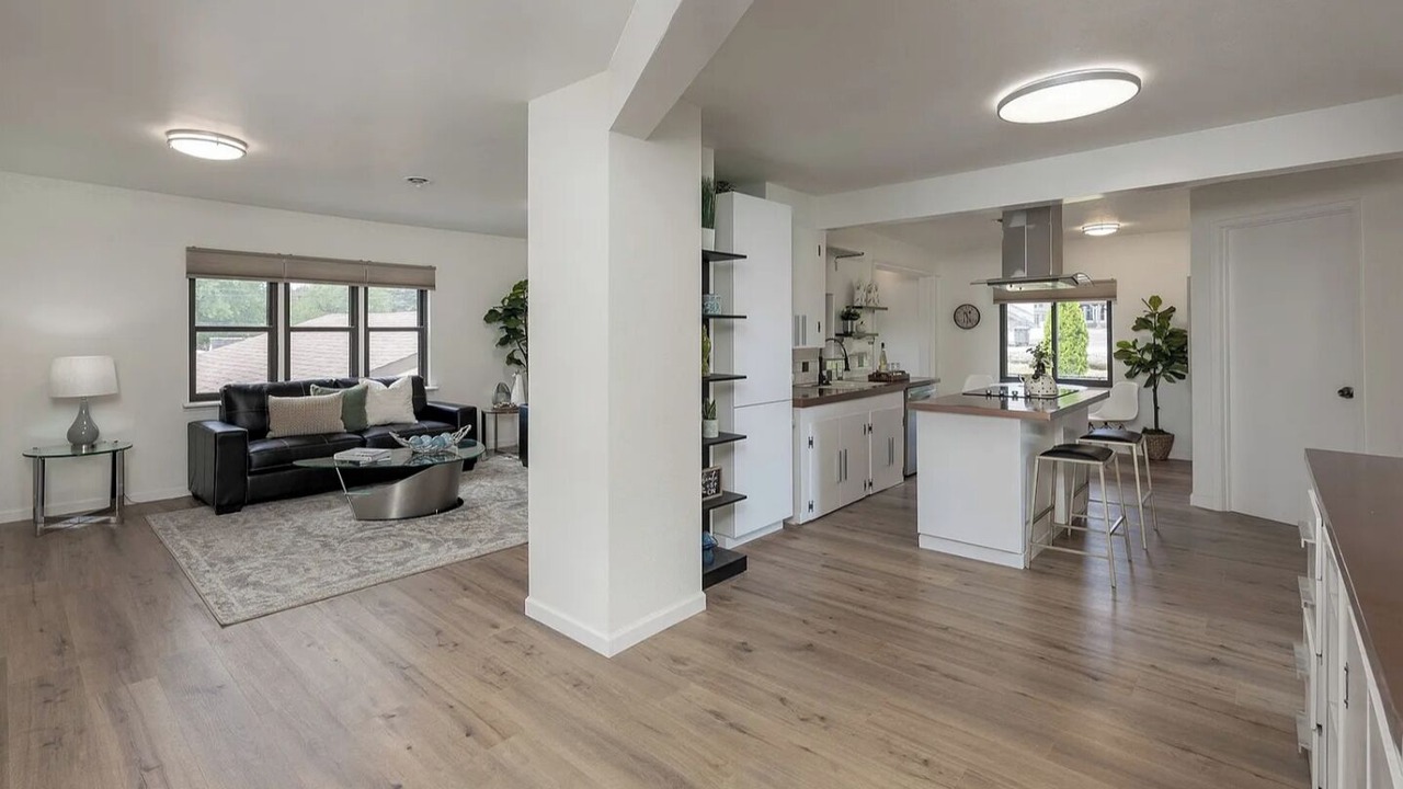 Photo of Others in Highline