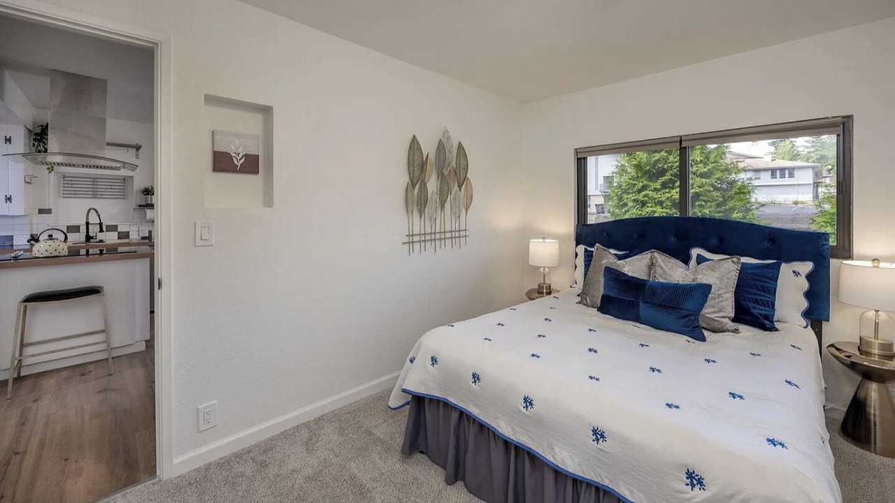 Photo of Bedroom in Highline