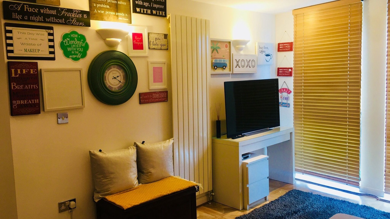 Photo of Others in Tower Hill